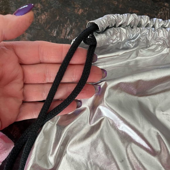 Victoria’s Secret Victoria Sport Silver Metallic Drawstring Knapsack/Backpack - Picture 5 of 9